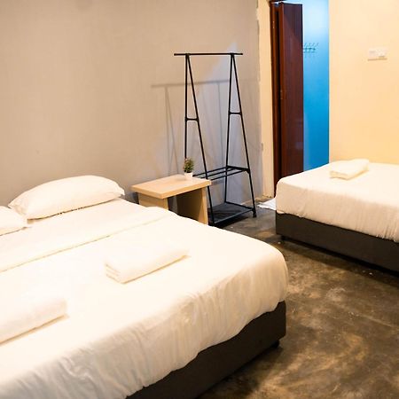 Homestay 5 Minute Walk To Hukm クアラルンプール エクステリア 写真