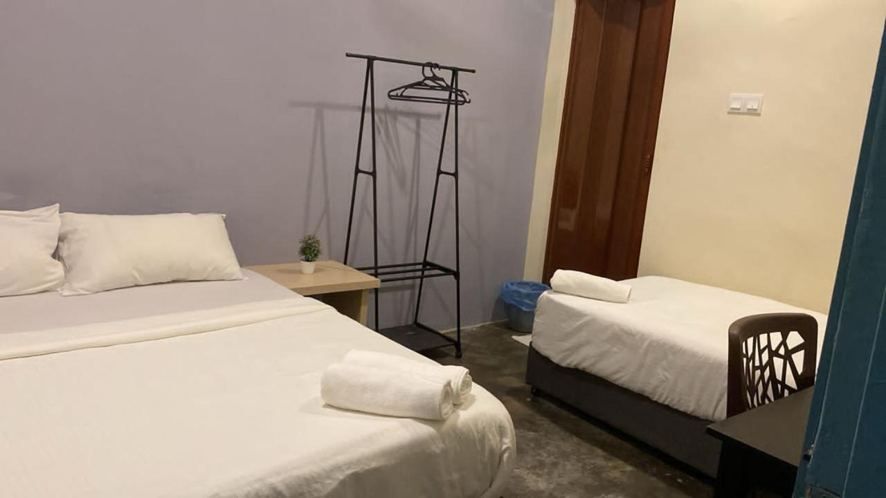 Homestay 5 Minute Walk To Hukm クアラルンプール エクステリア 写真